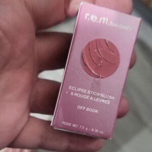 r.e.m. beauty Stick Blush - Off Book Pink